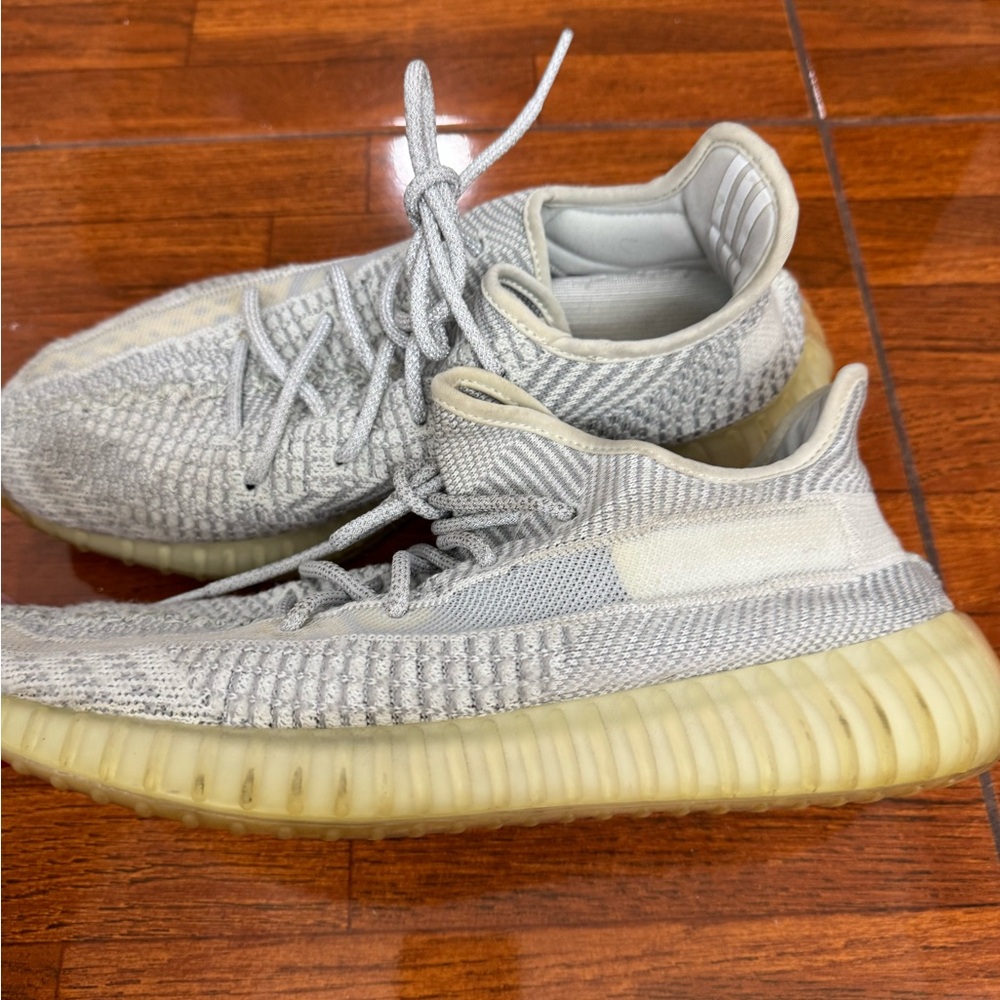 Adidas Yeezy Boost 350 V2
